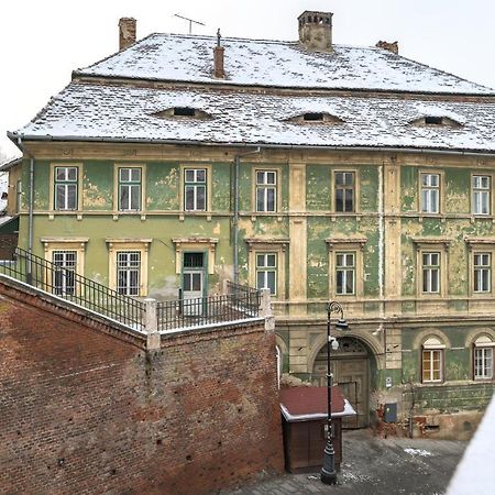 Apartment Bridge Queen Сібіу Екстер'єр фото
